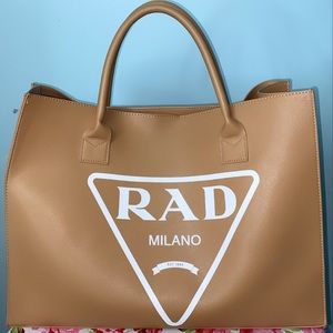 LA TRADING COMPANY Vegan Leather Tote. Rad Milano.